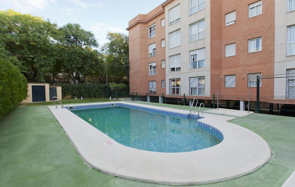 Apartamentos Vertice Bib Rambla Seville Ngoại thất bức ảnh