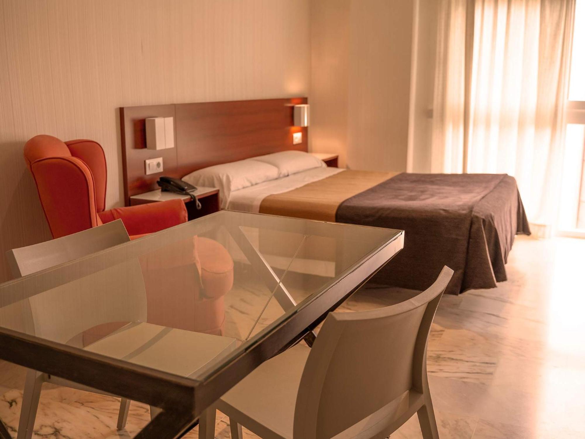 Apartamentos Vertice Bib Rambla Seville Ngoại thất bức ảnh