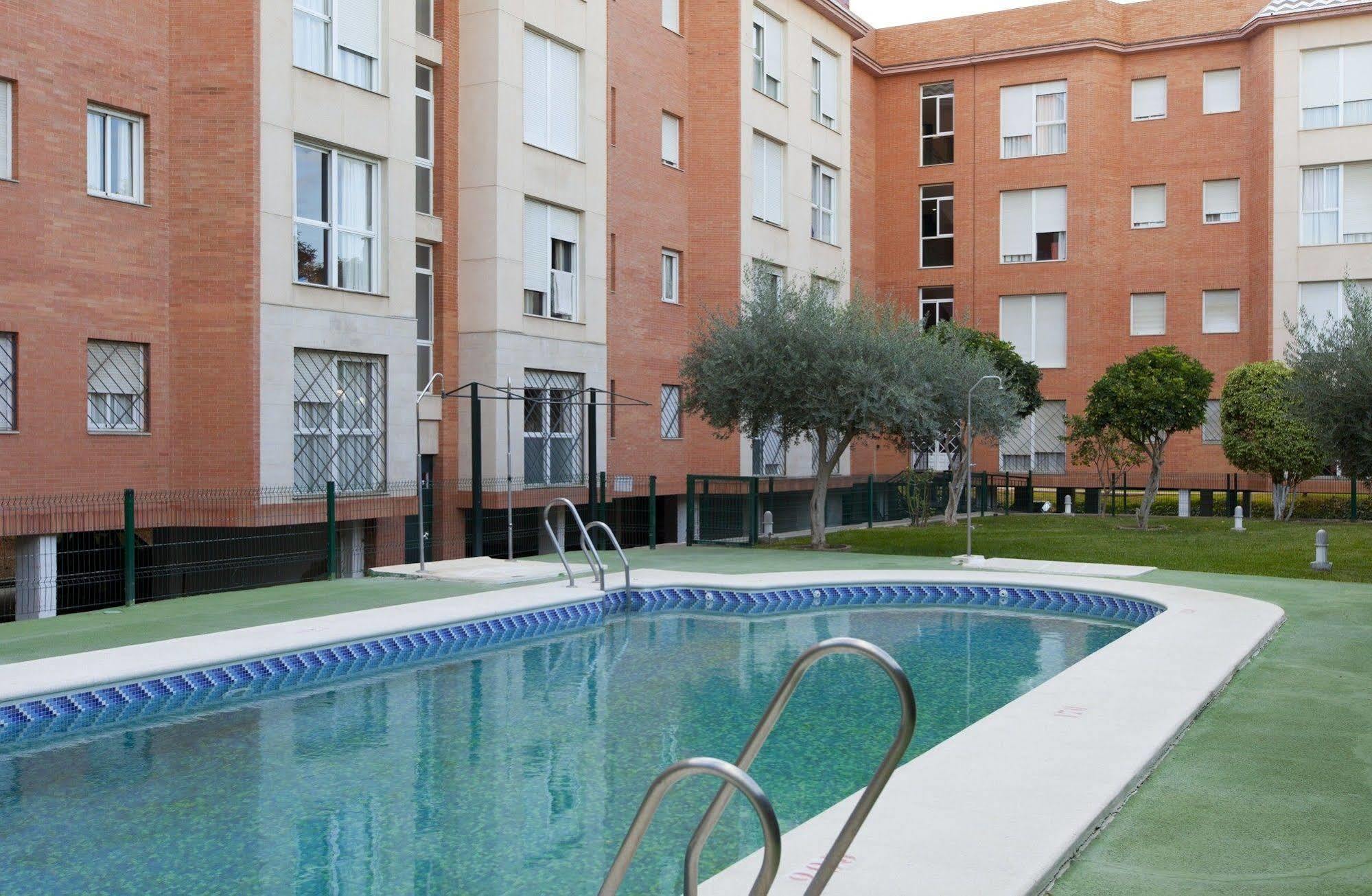 Apartamentos Vertice Bib Rambla Seville Ngoại thất bức ảnh